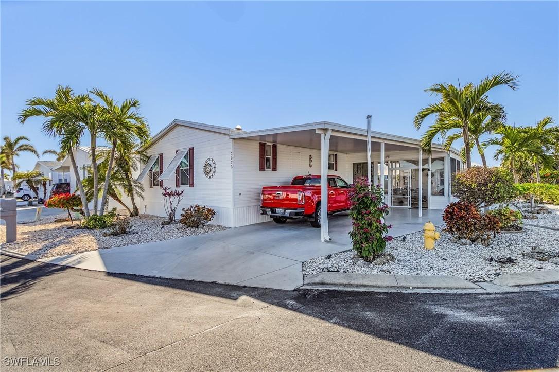 3073 Sloop Ln., St. James City, FL 33956
