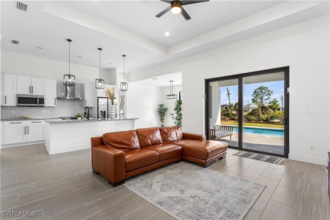 3414 NW 21st St., Cape Coral, FL 33993