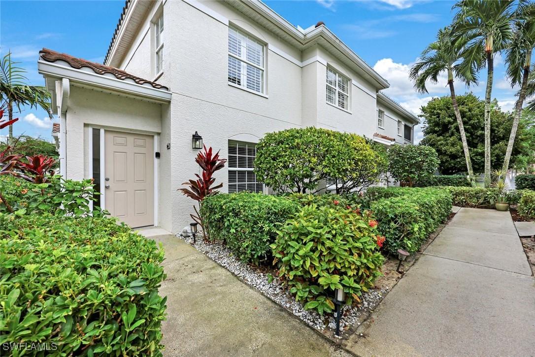 6914 Satinleaf Rd. #204, Naples, FL 34109