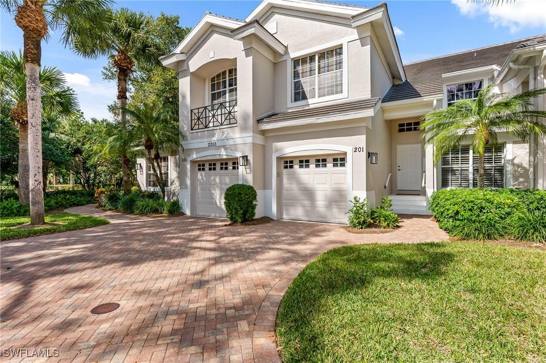 2055 Aberdeen Ln. #201, Naples, FL 34109