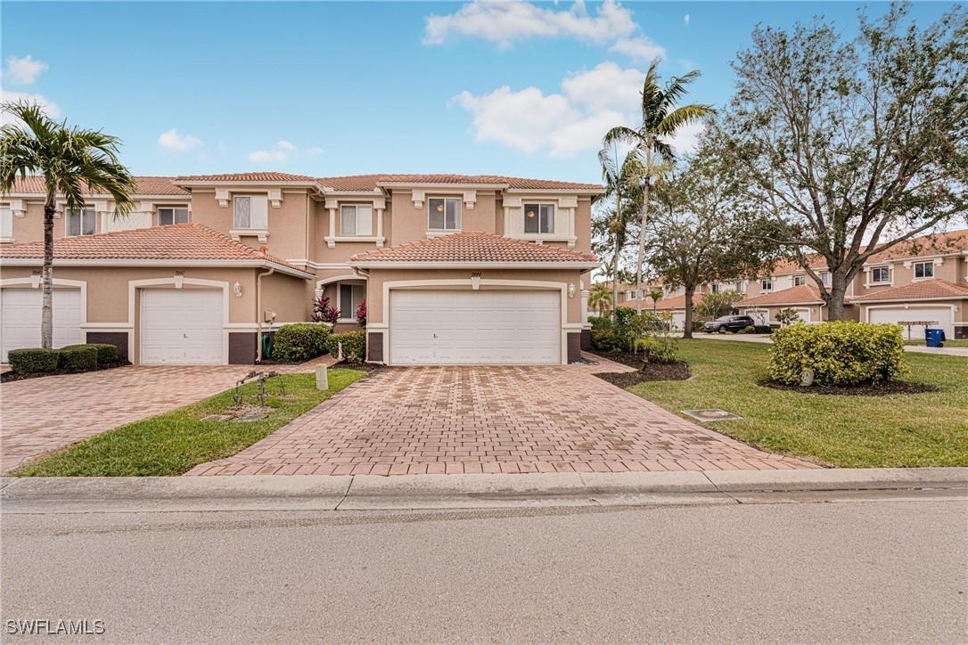 9844 Roundstone Cir., Fort Myers, FL 33967