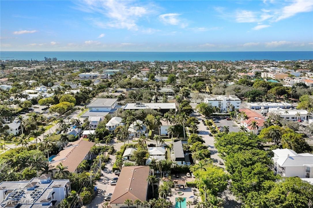 950 7th Ave. #22, Naples, FL 34102