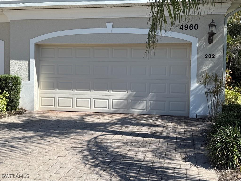 4960 Shaker Heights Ct Ct. #202, Naples, FL 34112