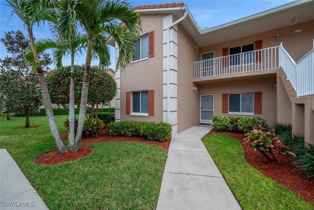 700 Saratoga Cir. #B101, Naples, FL 34104
