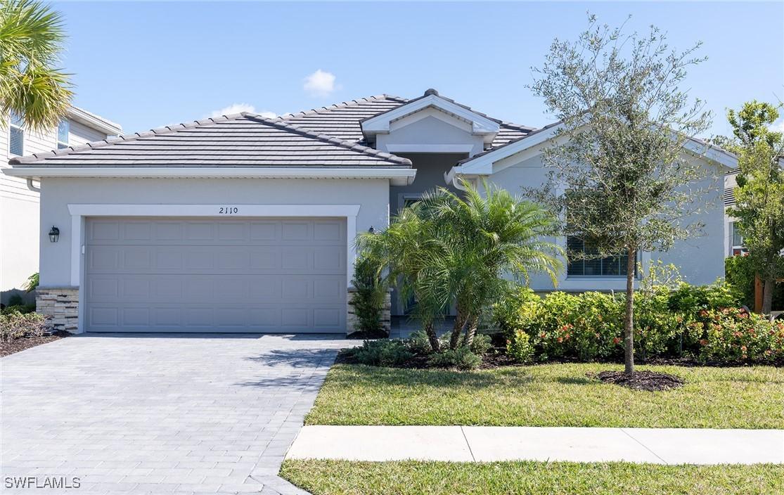 2110 Hamlin St., Naples, FL 34120