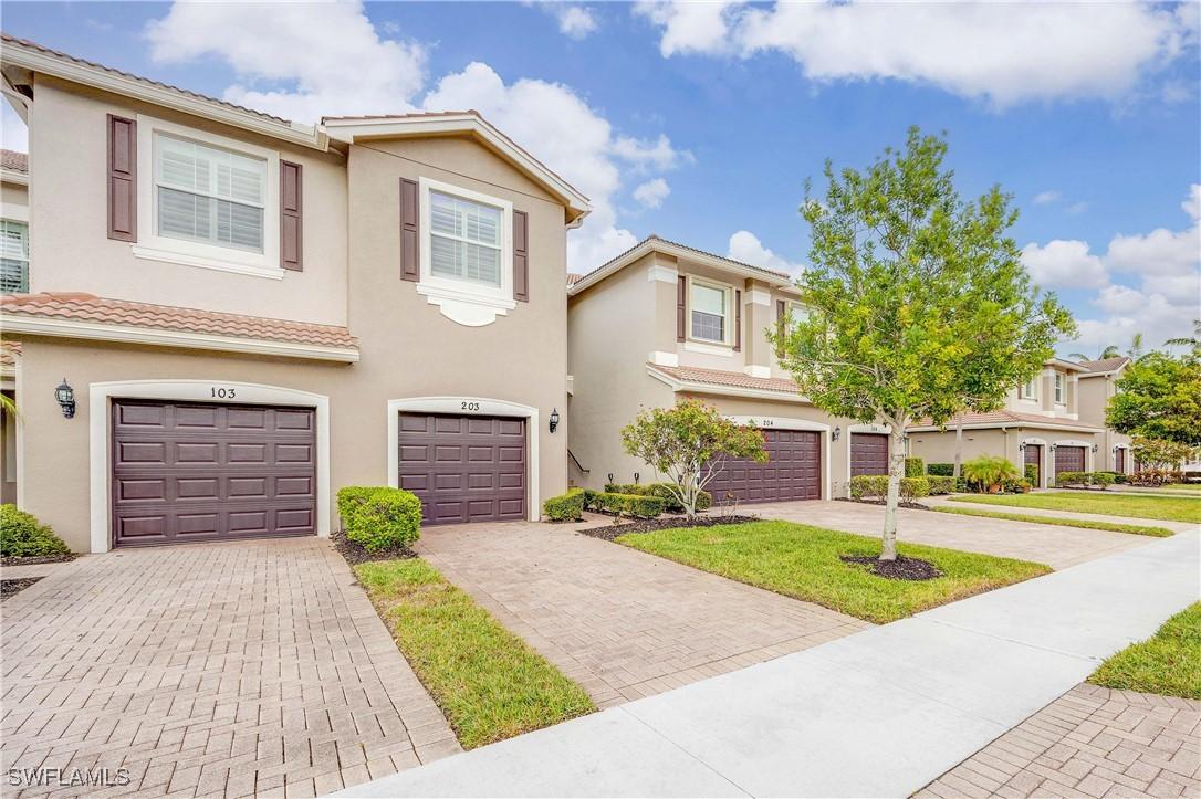 6510 Monterey Point #204, Naples, FL 34105