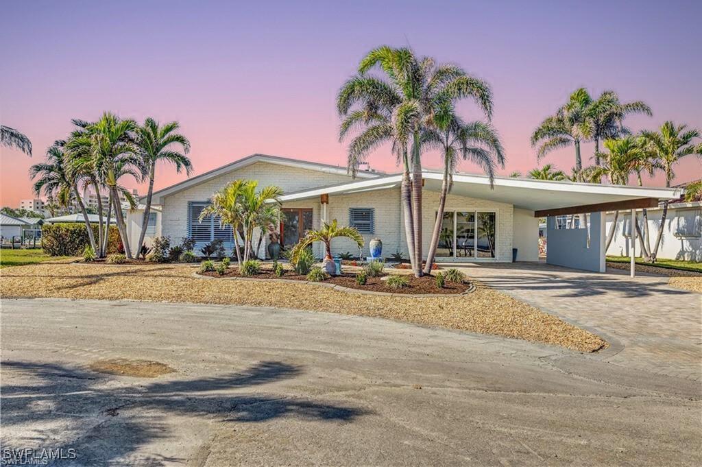 10 Clearview Blvd., Fort Myers Beach, FL 33931