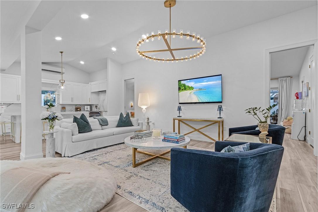 725 2nd St. #4/5, Naples, FL 34102