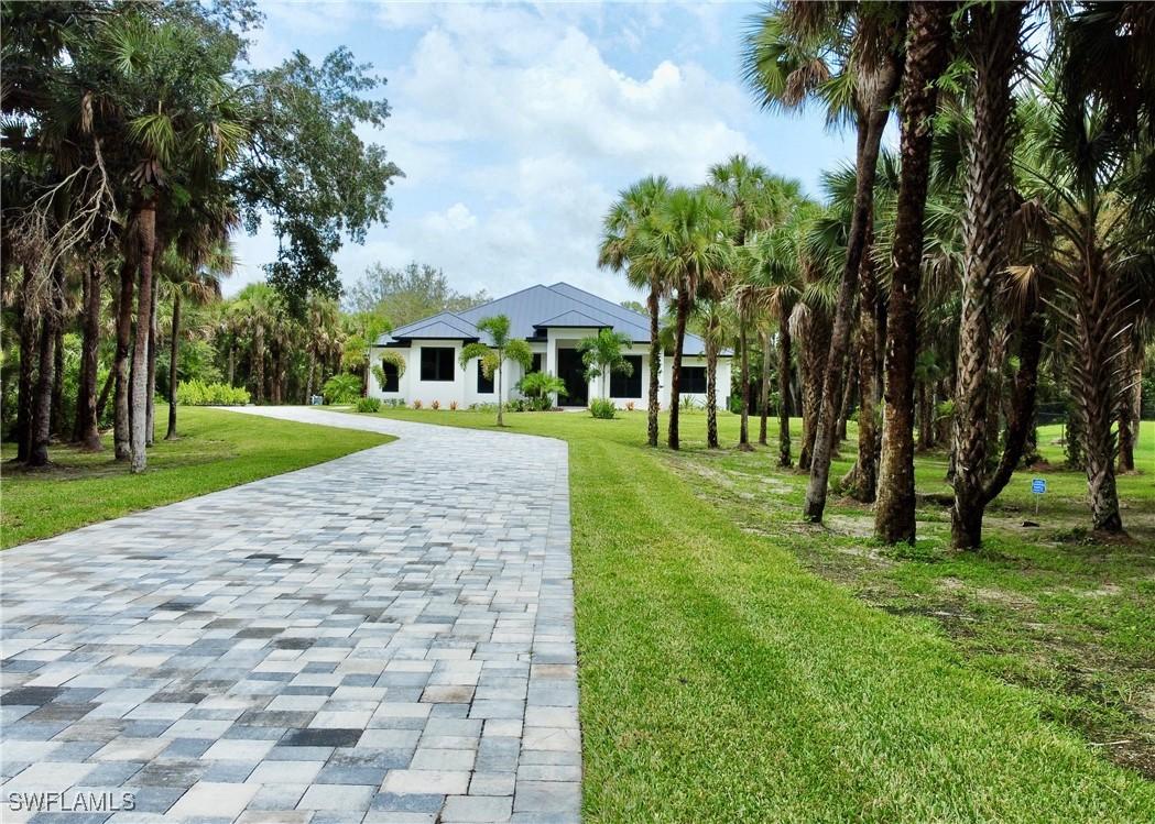 740 13th St., Naples, FL 34120