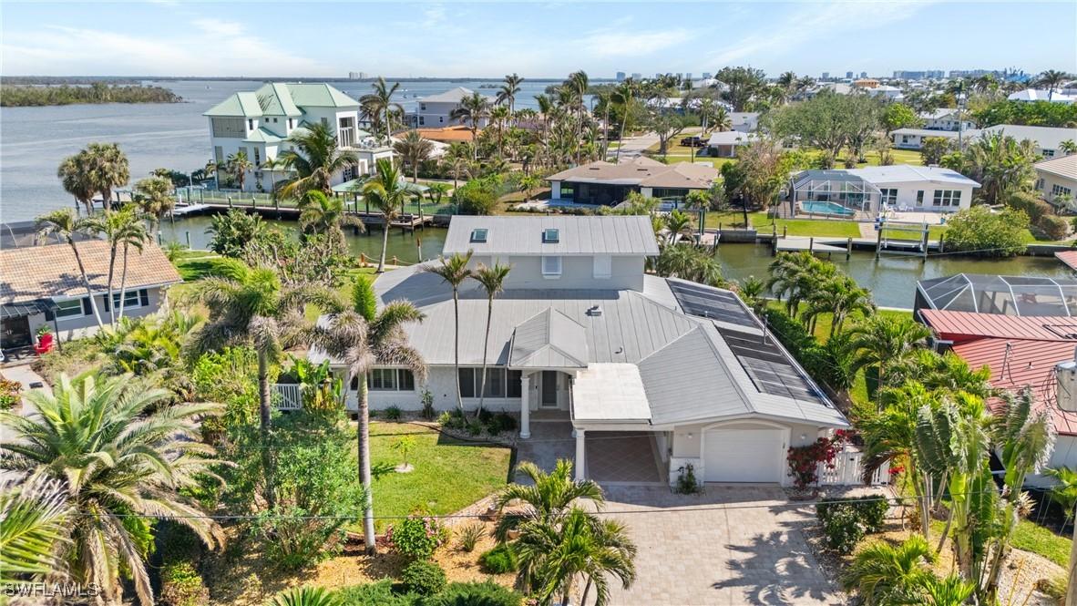 490 Randy Ln., Fort Myers Beach, FL 33931