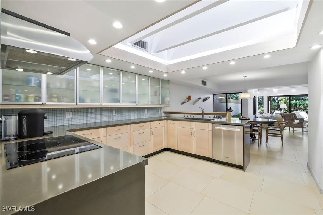 6802 Pelican Bay Blvd. #1002, Naples, FL 34108