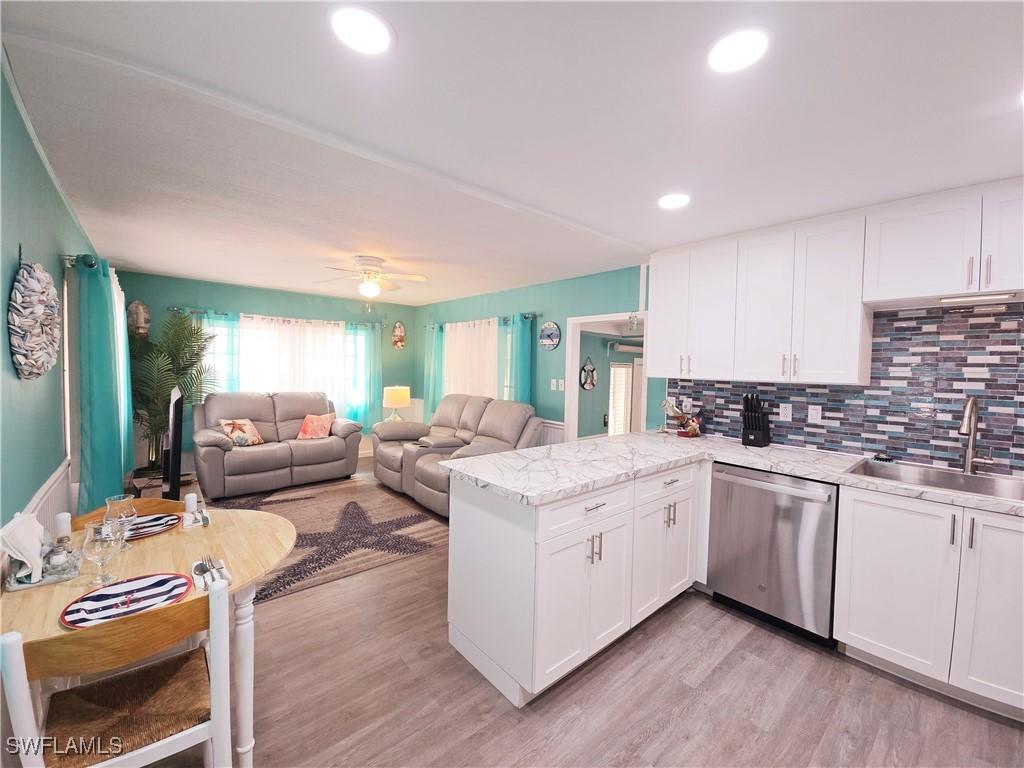 19 Moorhead Manor, Naples, FL 34112