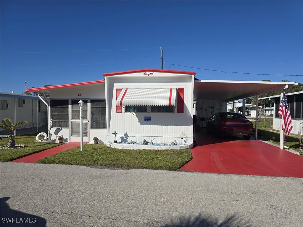 19 Moorhead Manor, Naples, FL 34112