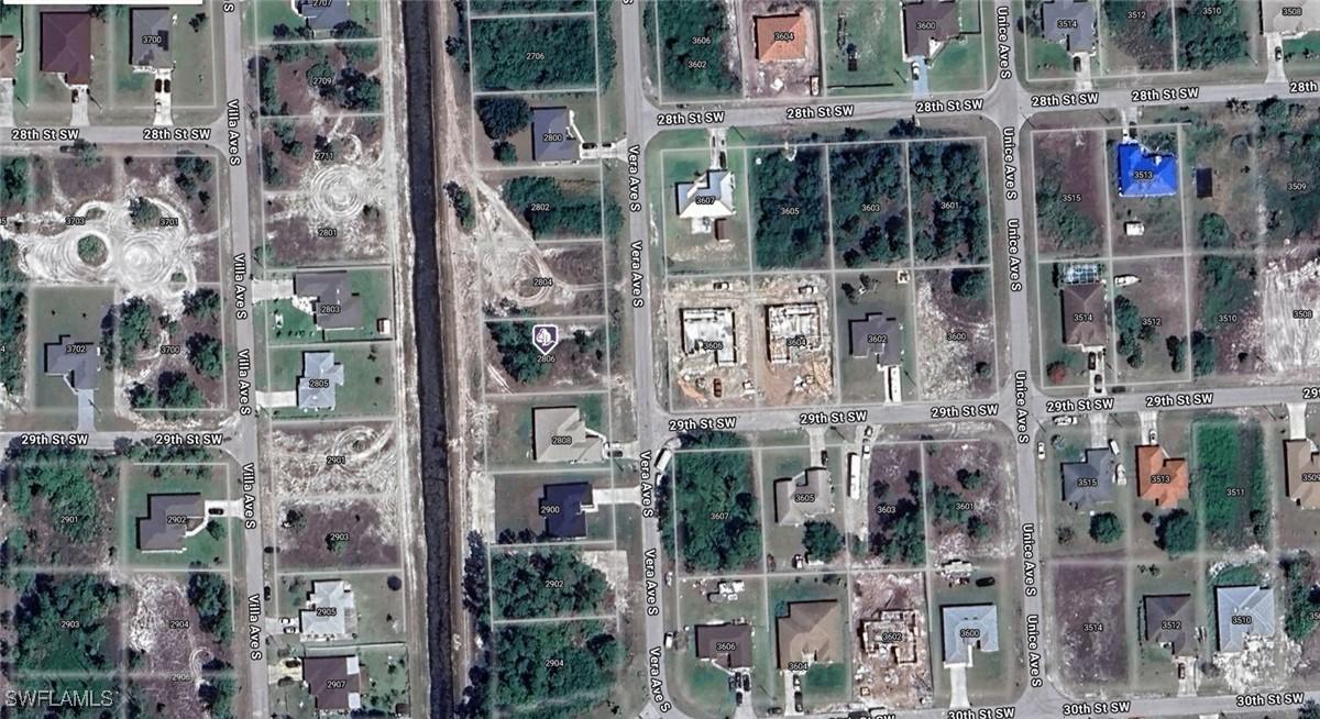 2806 Vera Ave., Lehigh Acres, FL 33976