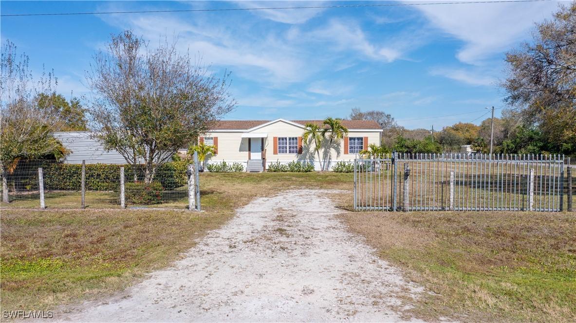 569 Bald Cypress Ave., Clewiston, FL 33440