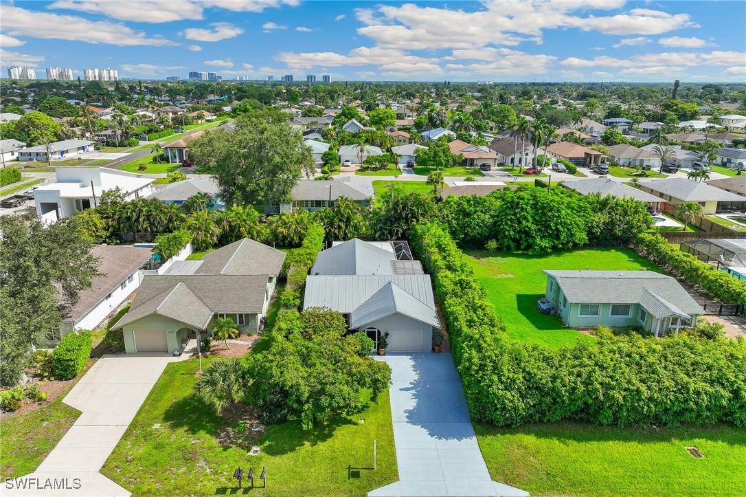 715 96th Ave., Naples, FL 34108