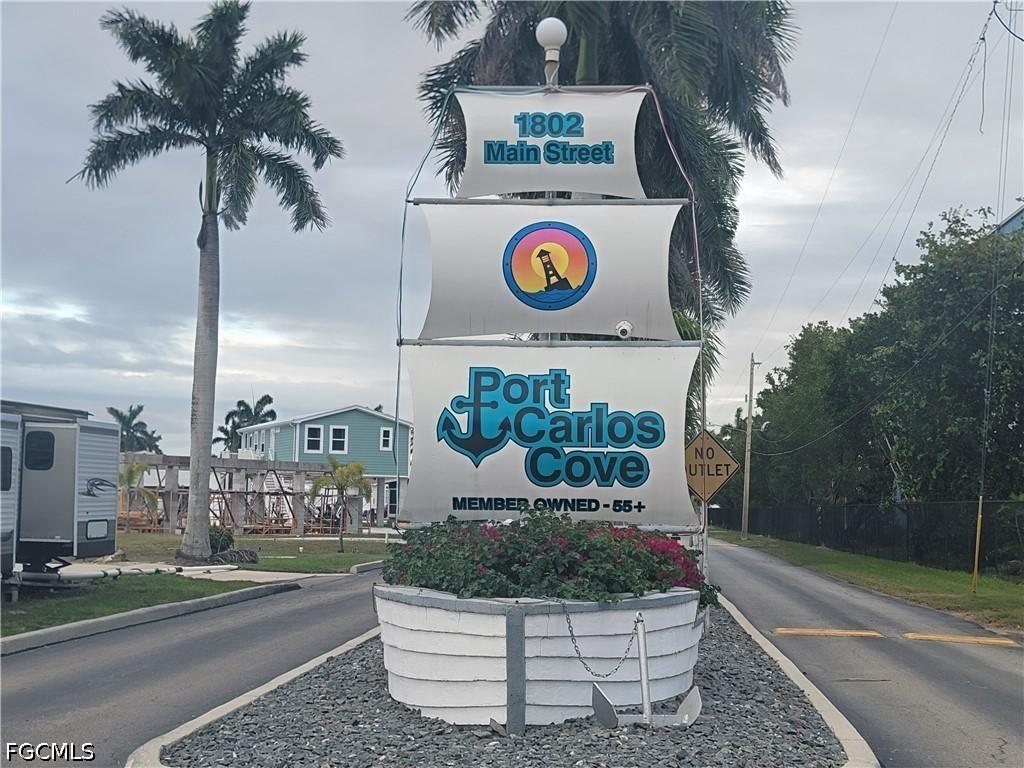 137 Garcia Way, Fort Myers Beach, FL 33931