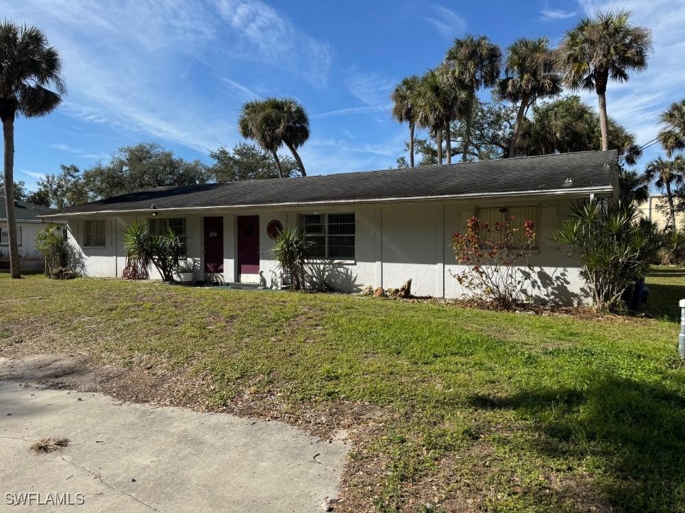 1863 & 1865 Lavonia Ln., North Fort Myers, FL 33917