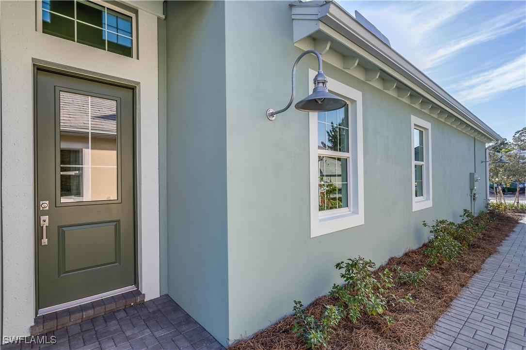 8880 Yucatan Ct., Naples, FL 34112
