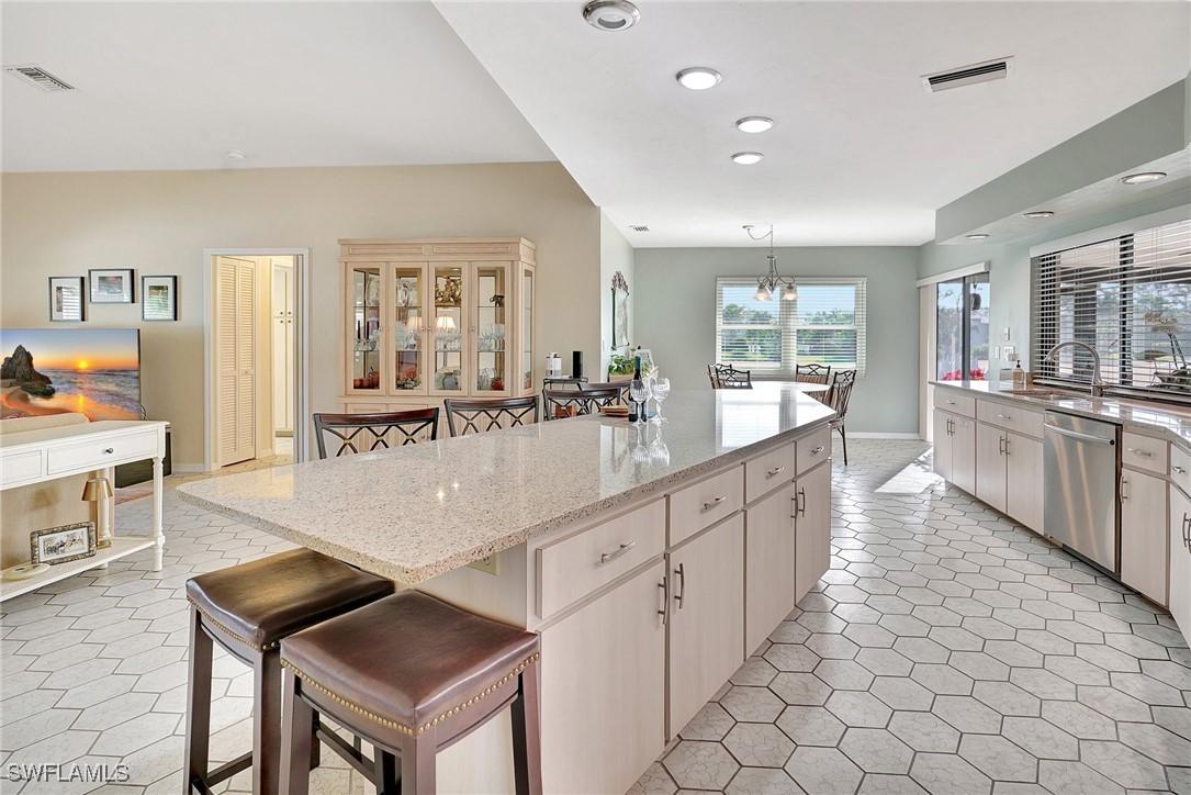 16688 Bobcat Dr., Fort Myers, FL 33908