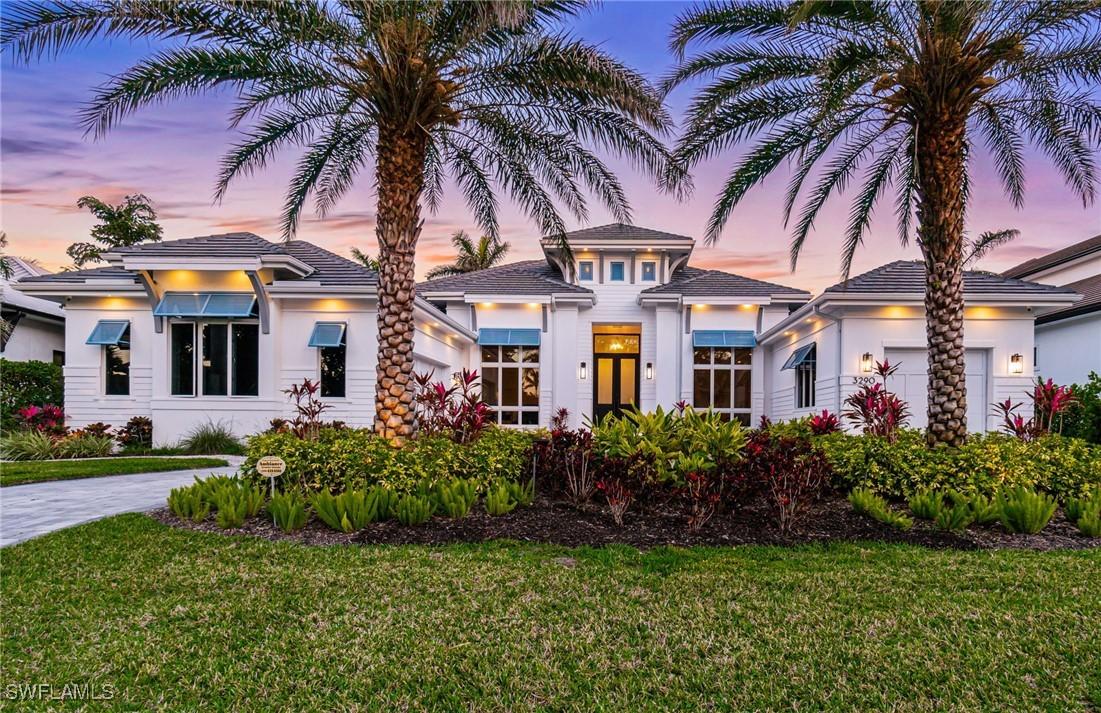 3290 Crayton Rd., Naples, FL 34103
