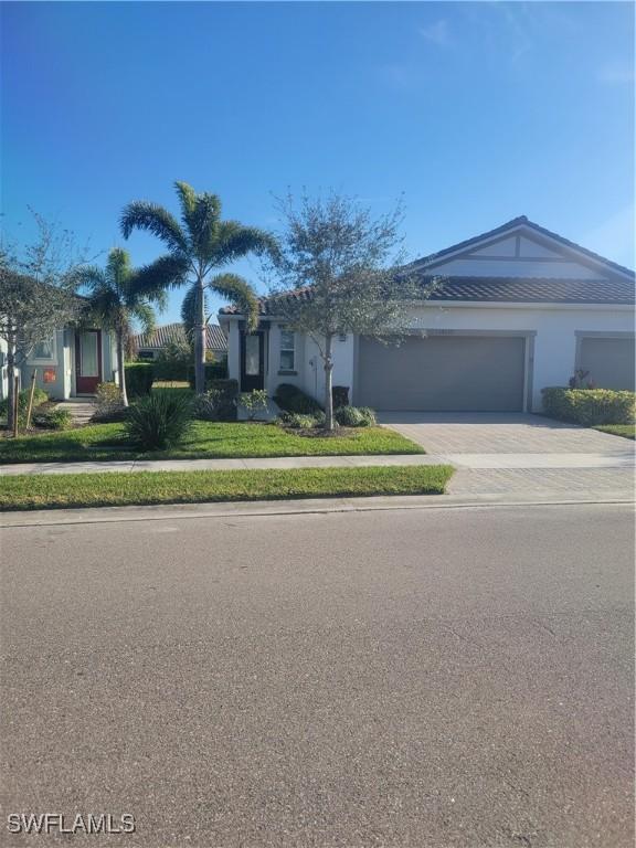 10267 Bonavie Cove Dr., Fort Myers, FL 33966