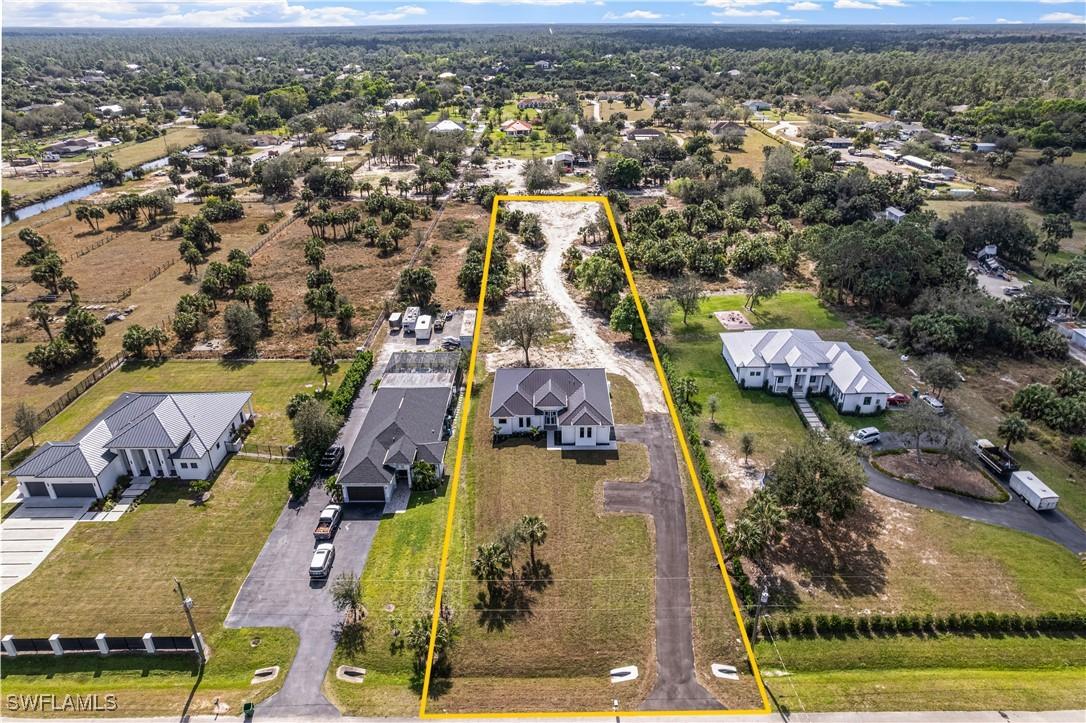 202 22nd Ave., Naples, FL 34120