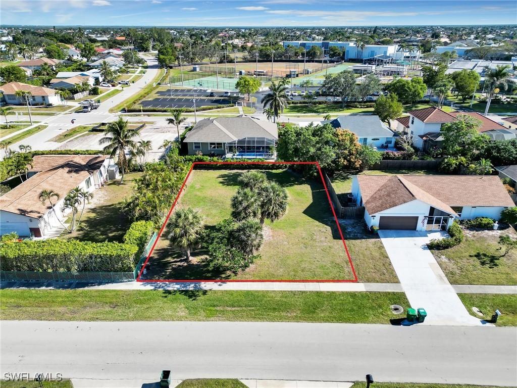 119 Bermuda Rd., Marco Island, FL 34145