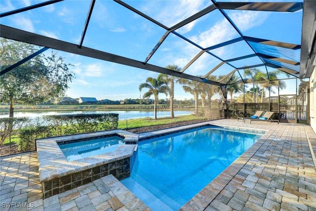 9493 Night Heron Ln., Naples, FL 34120