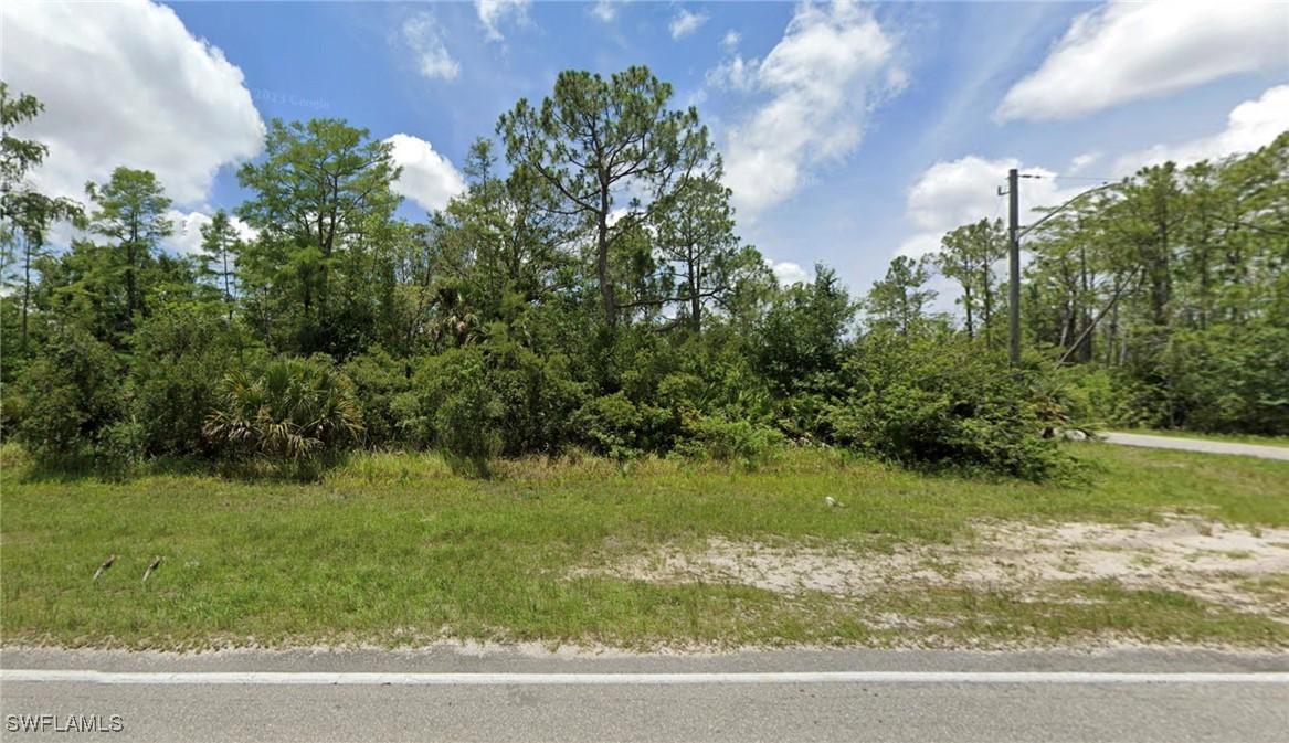 243 Greenbriar Blvd., Lehigh Acres, FL 33972