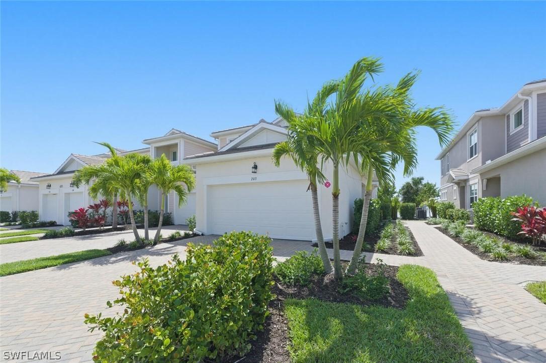 4551 Arboretum Cir. #203, Naples, FL 34112