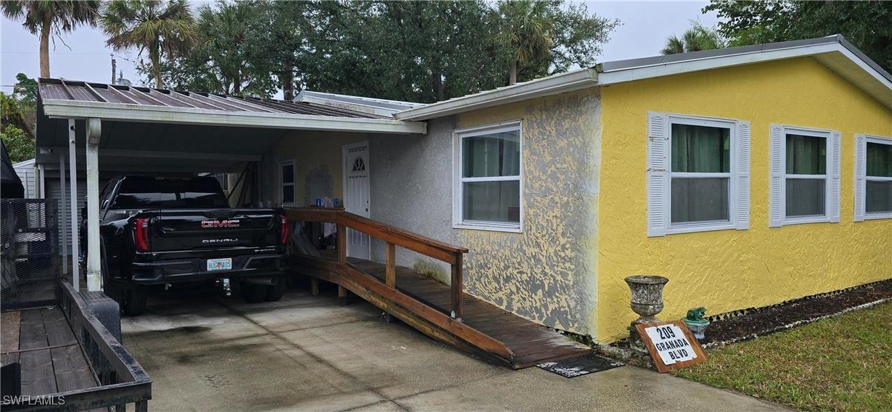 209 Granada Blvd., Fort Myers, FL 33905