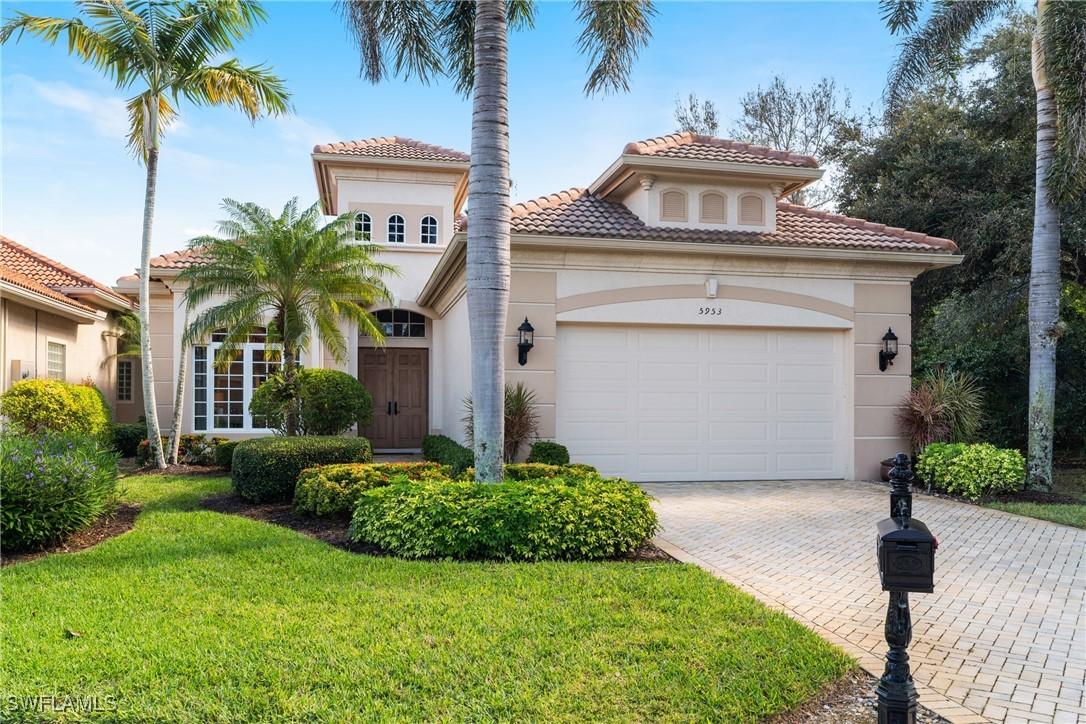5953 Hammock Isles Cir., Naples, FL 34119