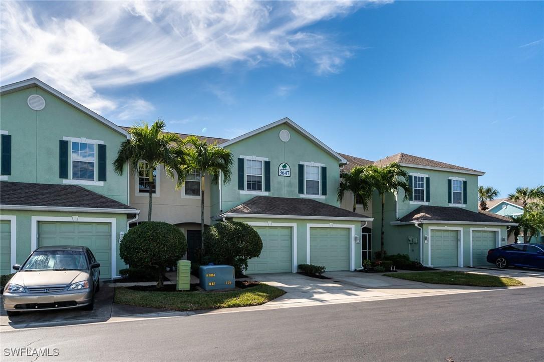 3647 Pine Oak Cir. #105, Fort Myers, FL 33916