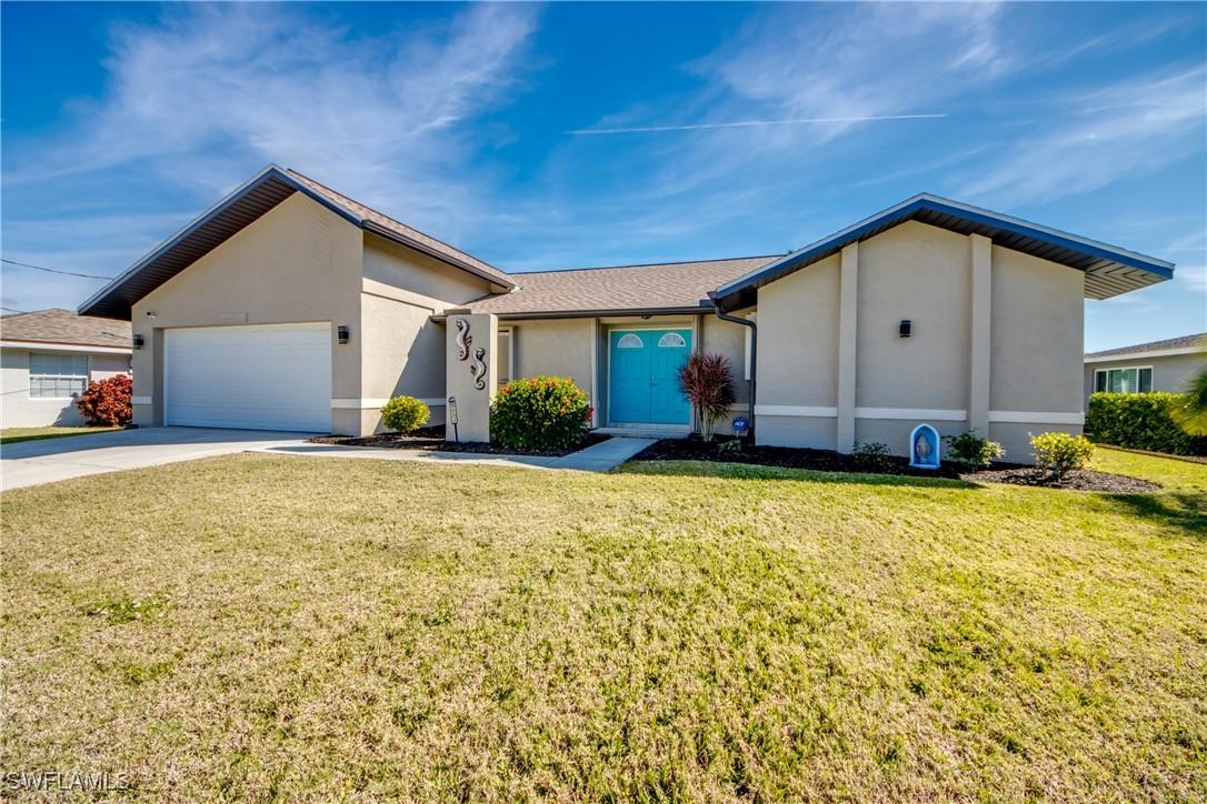 5237 Versailles Ct., Cape Coral, FL 33904