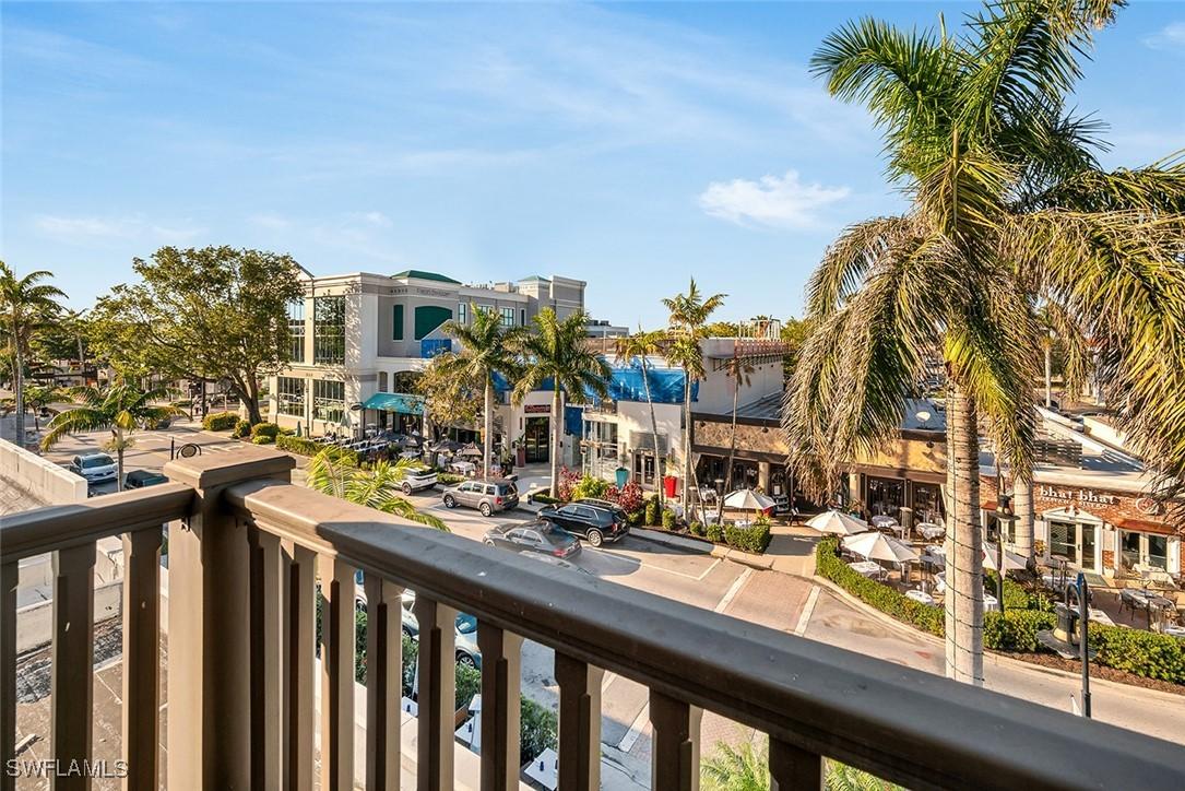 868 5th Ave. #3A, Naples, FL 34102