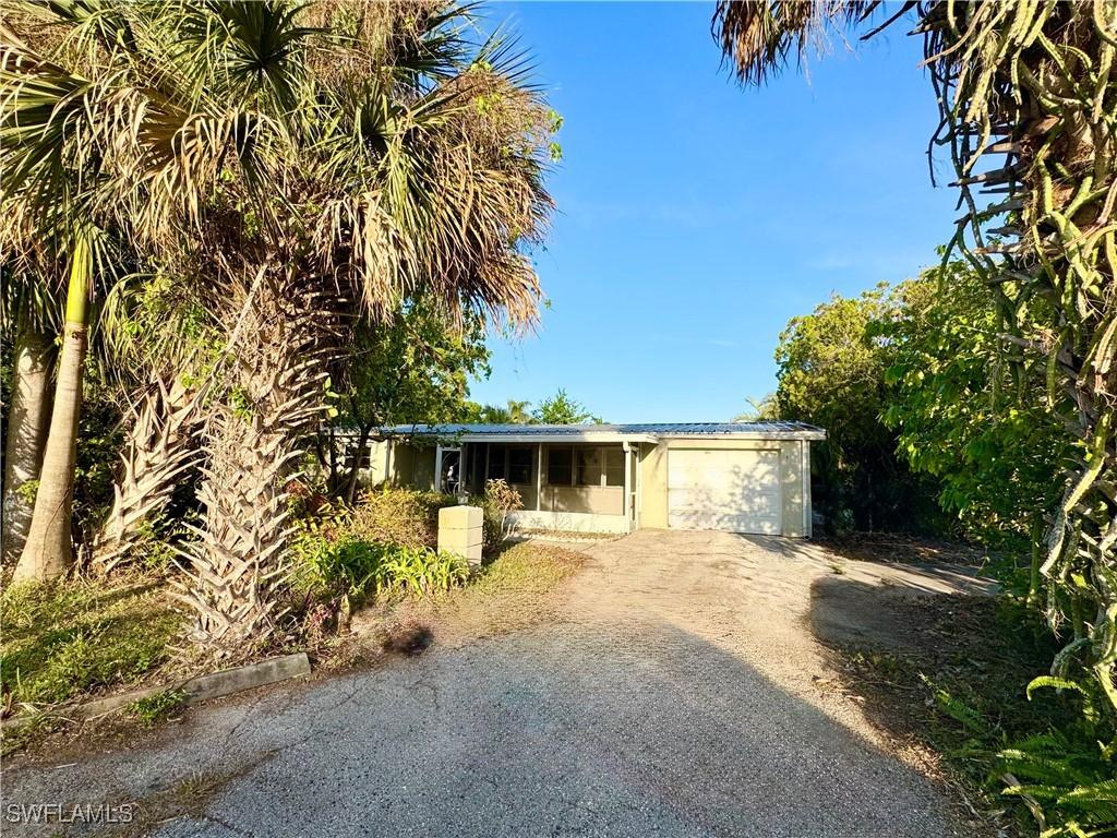 359 Altamont Ave., Fort Myers, FL 33905