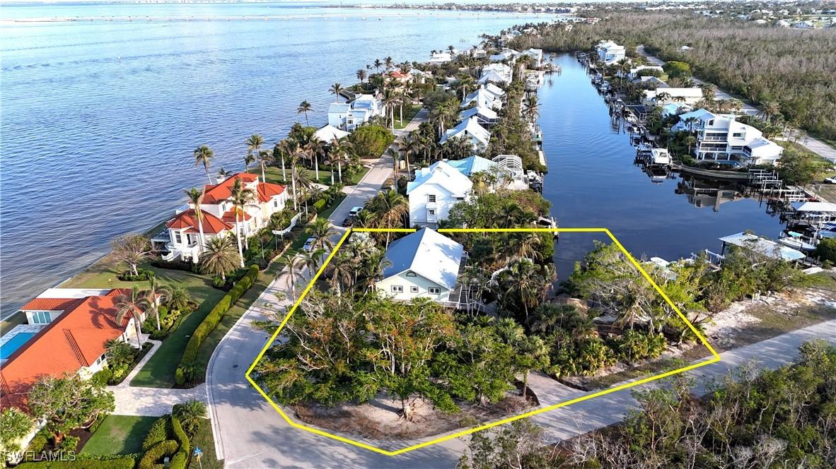 1307 Isabel Dr., Sanibel, FL 33957