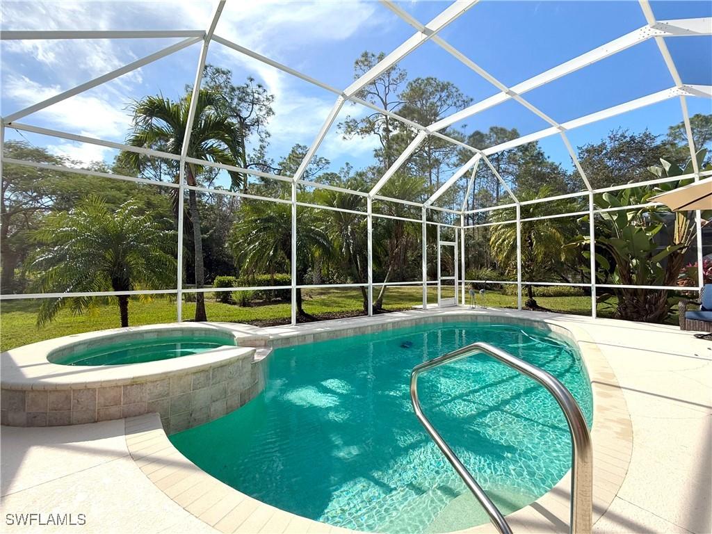 8744 Naples Heritage Dr. #E28, Naples, FL 34112