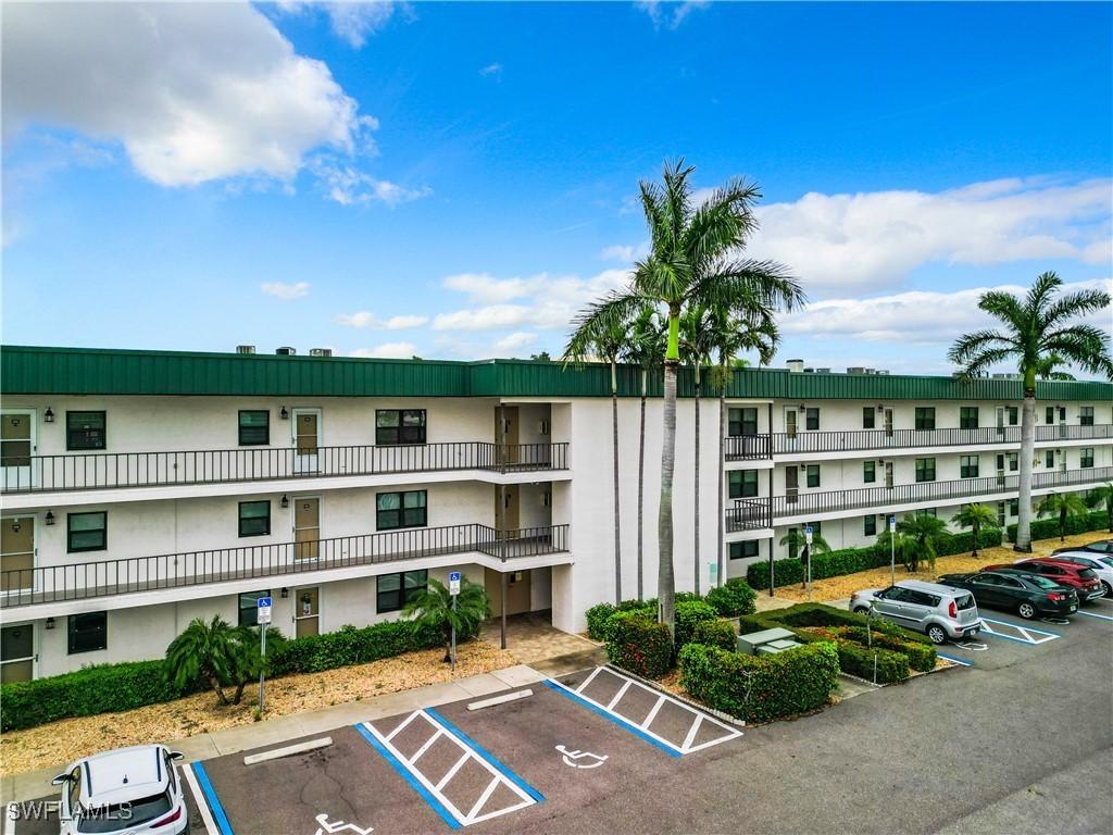 1747 Pebble Beach Dr. #214, Fort Myers, FL 33907