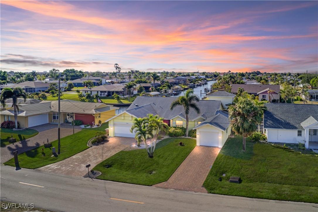 3736 SE 15th Pl., Cape Coral, FL 33904