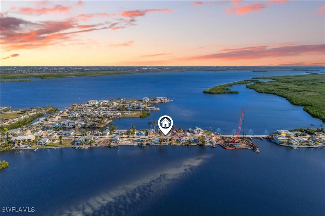 4742 Pine Island Rd., Matlacha, FL 33993