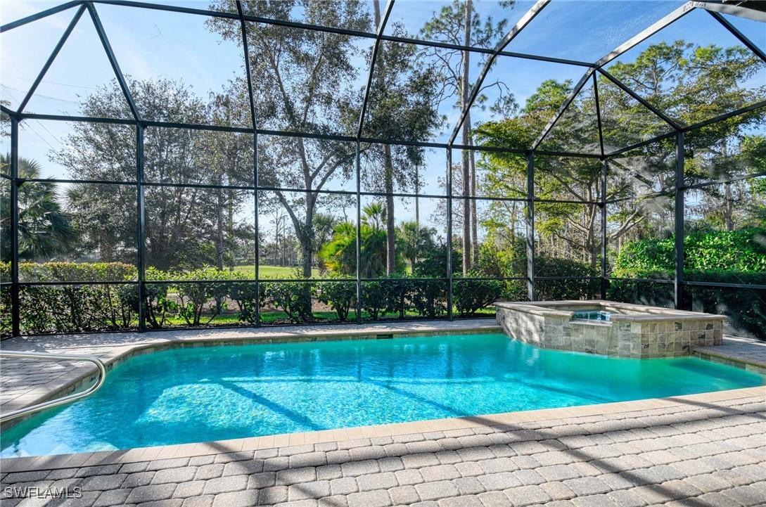 7347 Lantana Cir., Naples, FL 34119