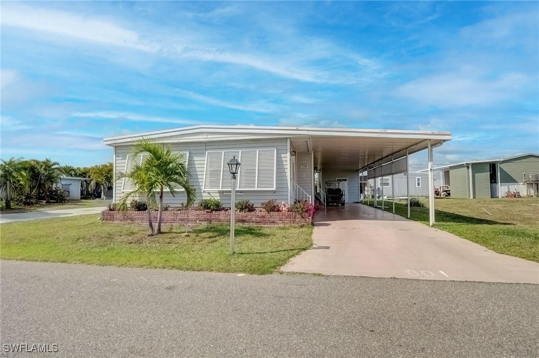5548 Sir Walter Way, North Fort Myers, FL 33917