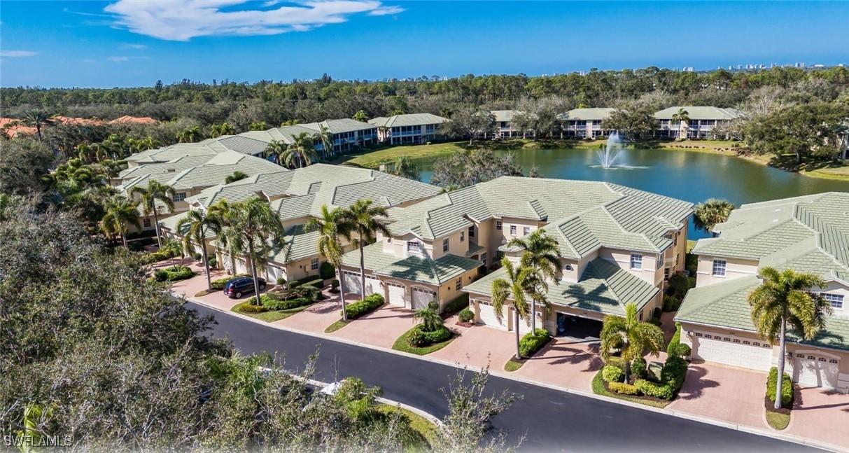 558 Vintage Reserve Ln. #19B, Naples, FL 34119