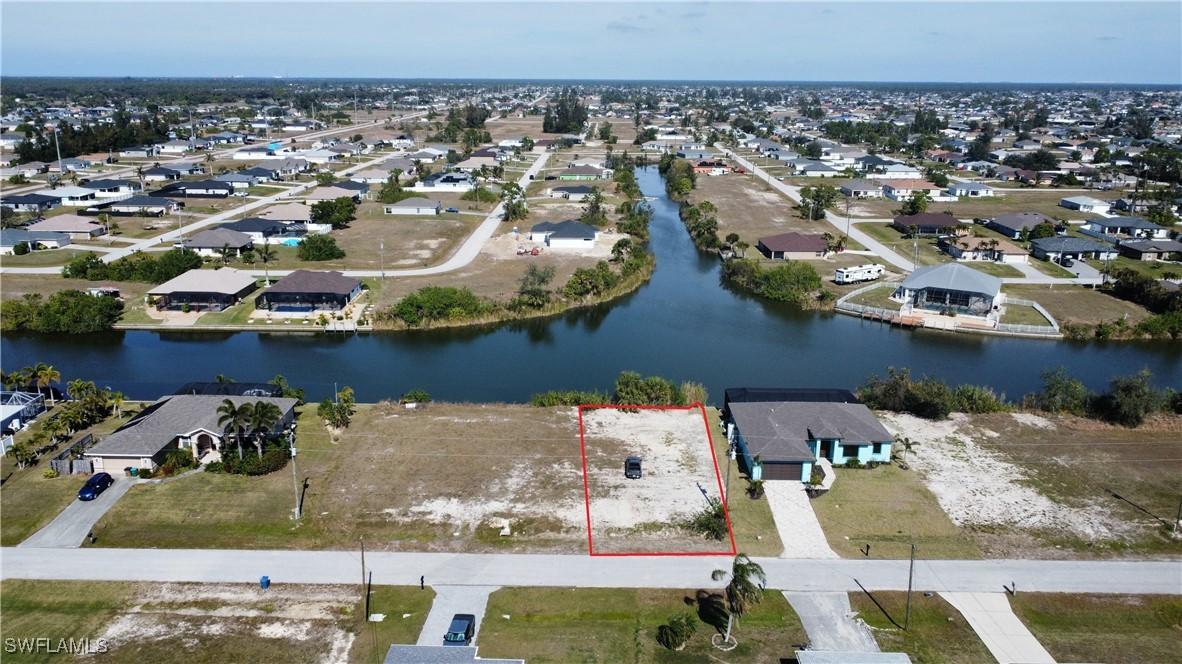 2241 NW 9th Ter., Cape Coral, FL 33993