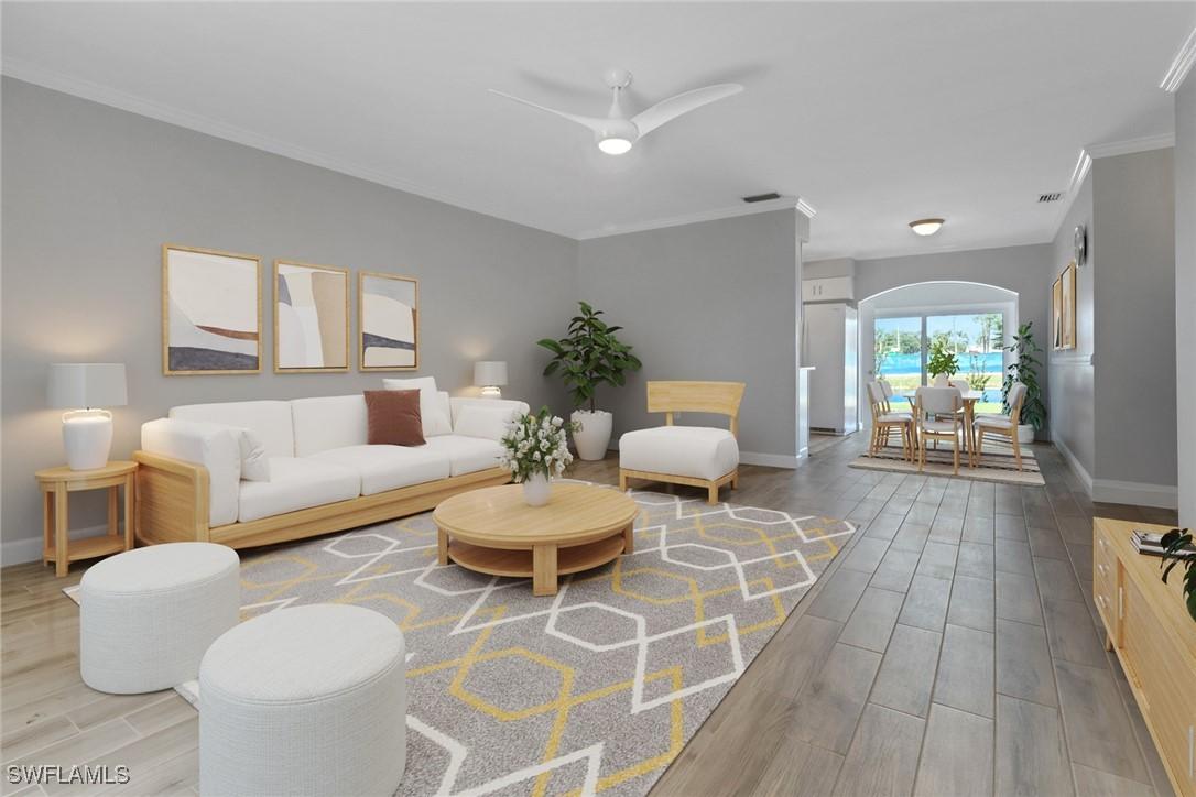 525 Palm View Dr. #19, Naples, FL 34110