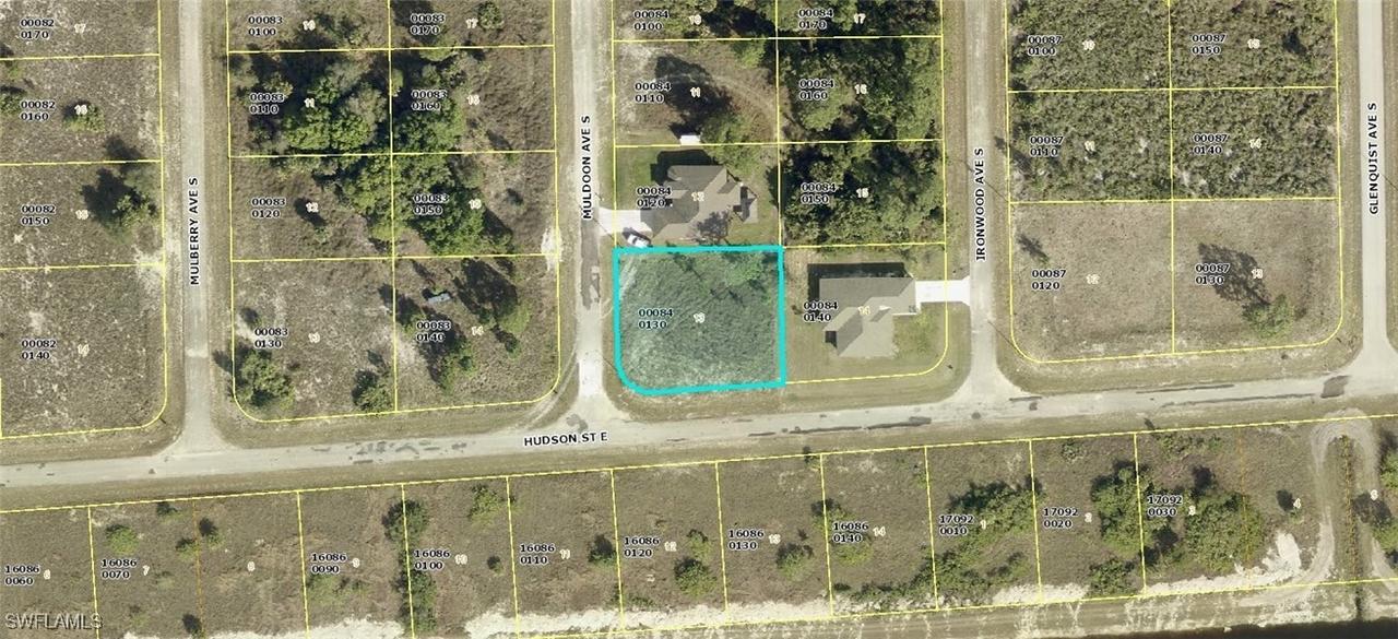 659 Muldoon Ave., Lehigh Acres, FL 33974