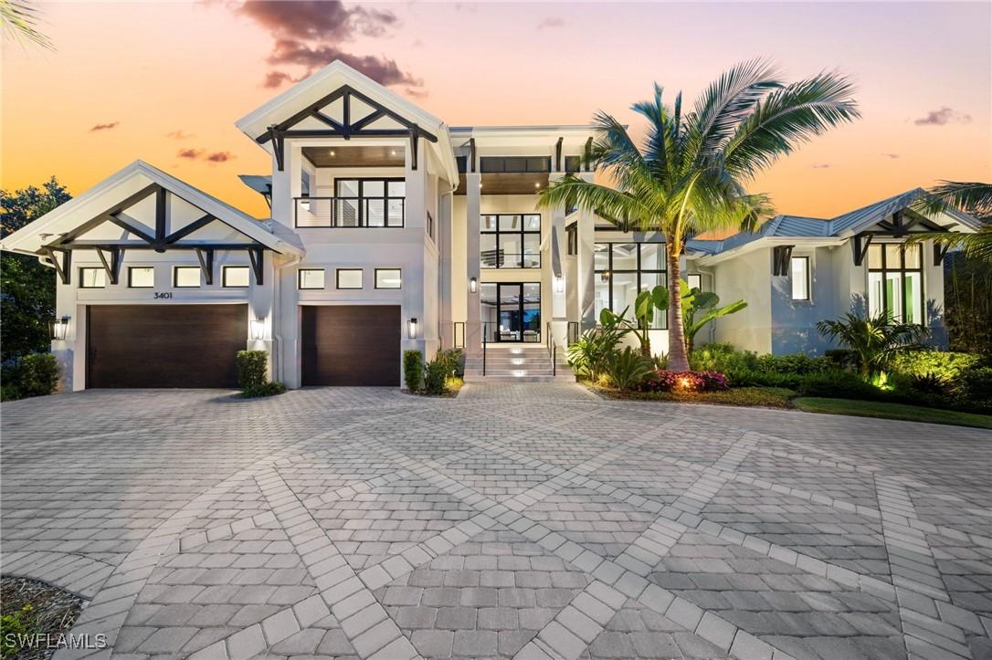 3401 Crayton Rd., Naples, FL 34103