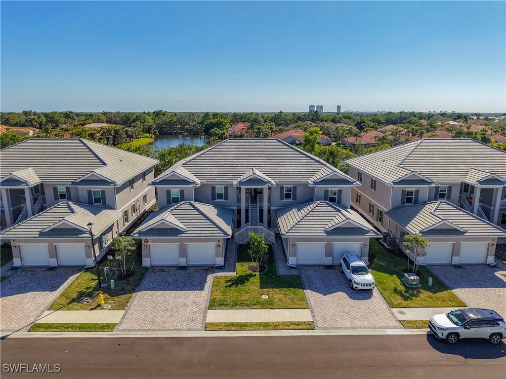 274 Indies Dr., Naples, FL 34114